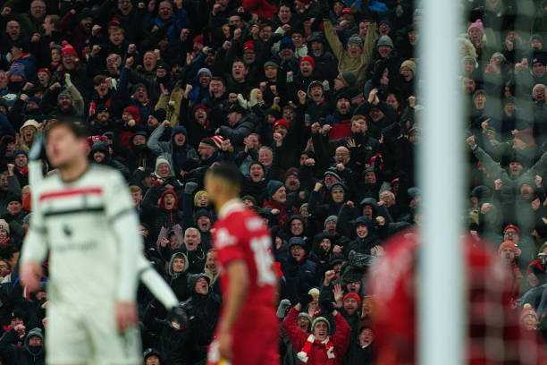 到在防守端 到在防守端