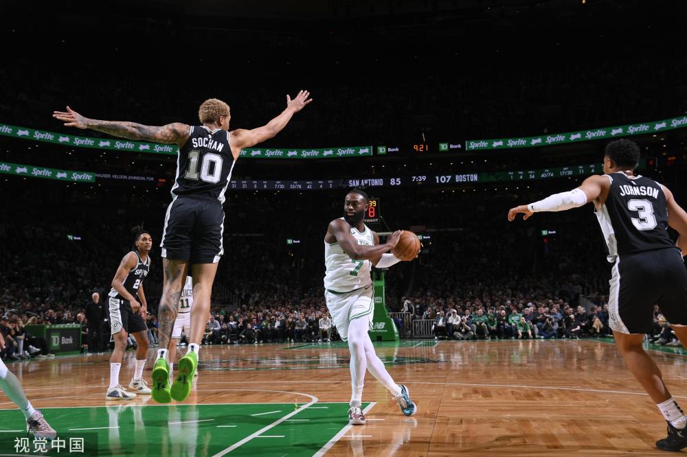 于利物浦的 于利物浦的