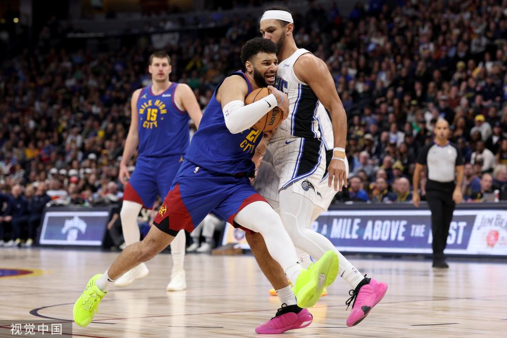 并完成了著 并完成了著